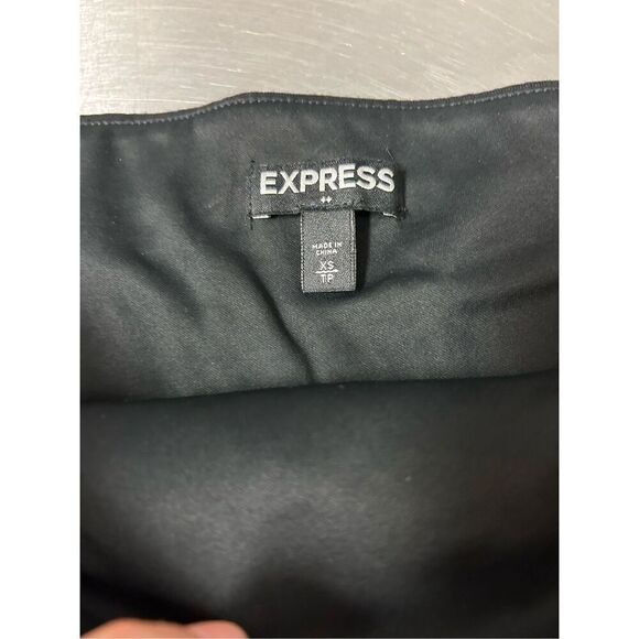 Womens Express Sequin Aztec Mini Skirt Size XSmall./TP. Used. Excellent conditio - Picture 3 of 6